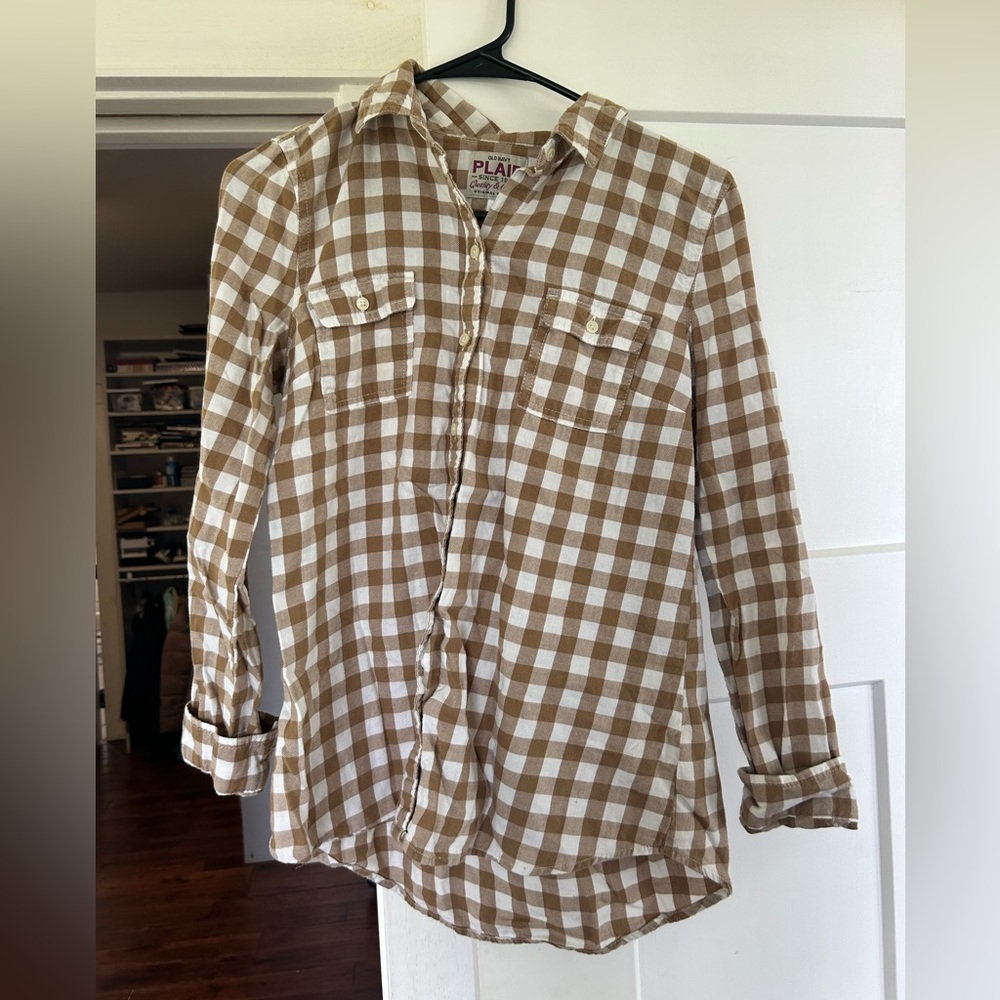 Old navy plaid button up